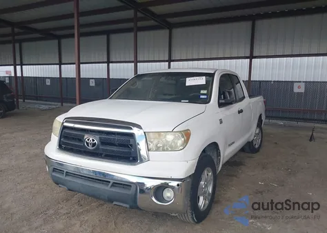 2010 Toyota Tundra Grade 4.6L V8 из США, поврежденный, VIN 5TFRM5F17AX010008